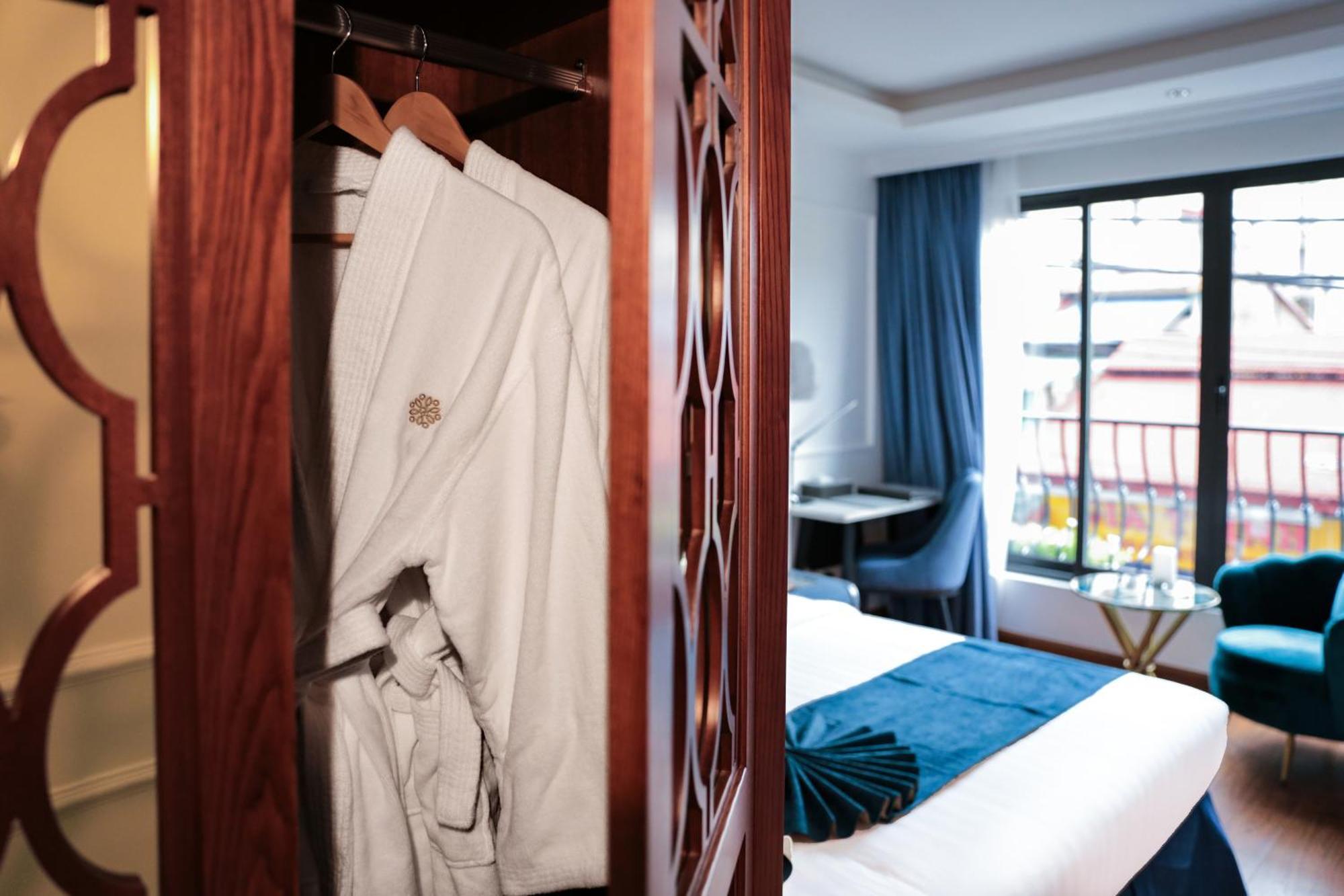 Hanoi Fiesta Central Hotel And Spa Kültér fotó
